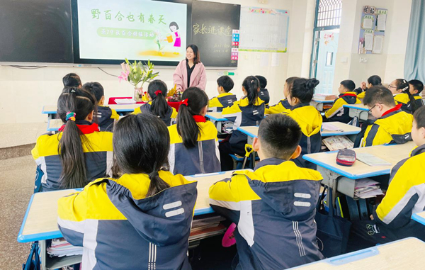 “双减”赋能量，劳动促成长！衢江区第一小学劳动教育之百合种植